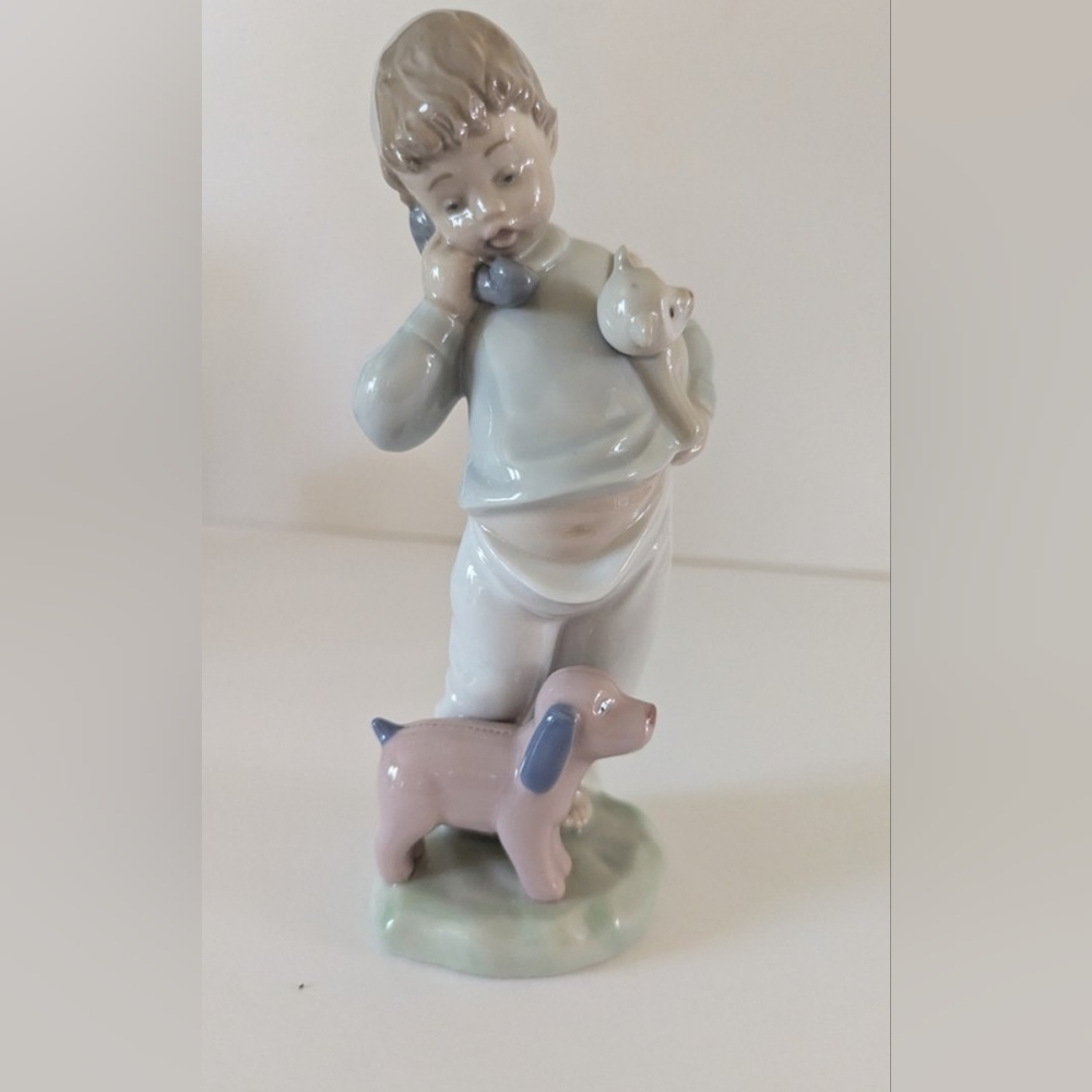 Lladro NAO ‘Hello Mommy’ #1044 Retired & Mint Condition